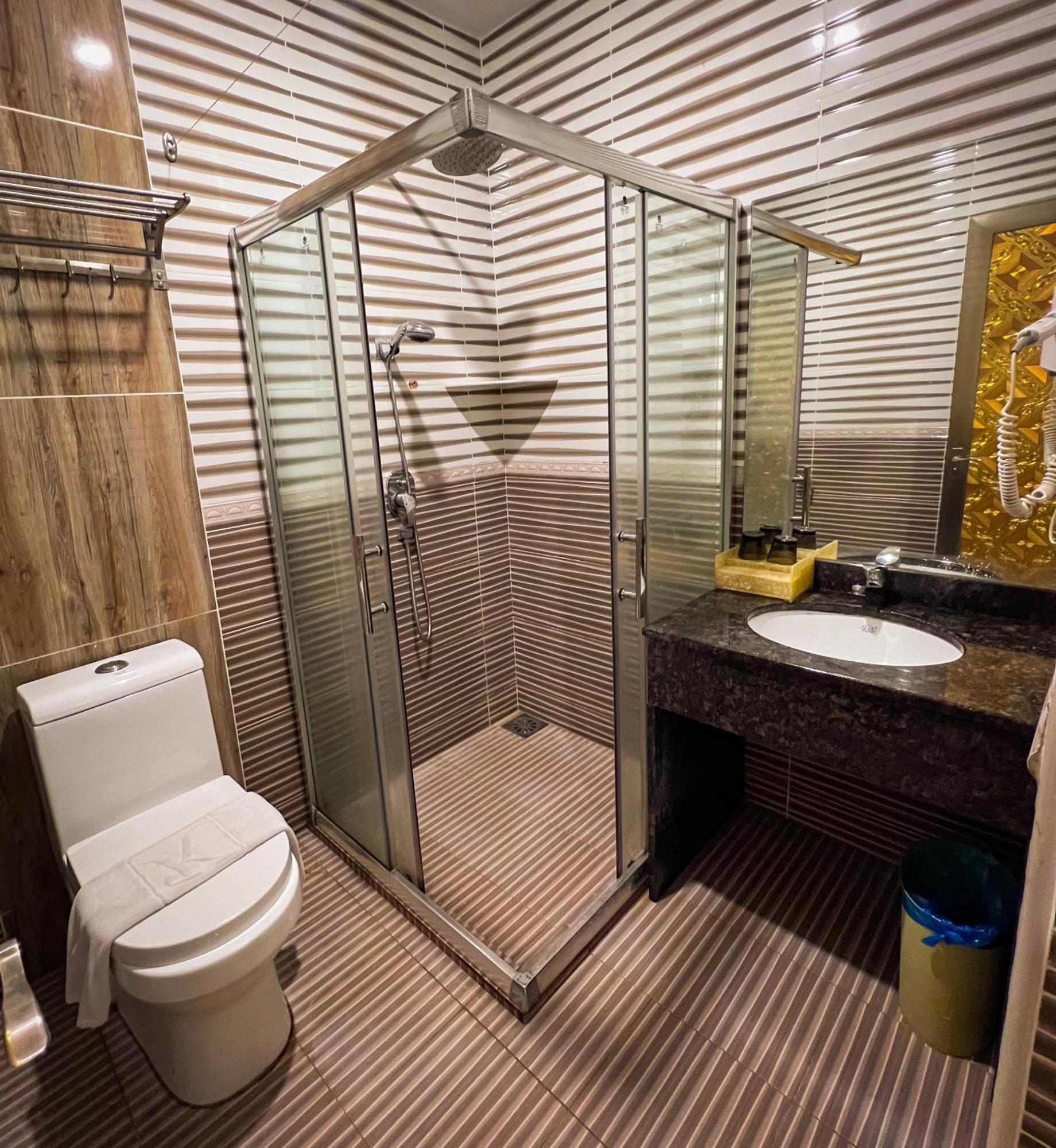 K Garden Hotel Ipoh Ngoại thất bức ảnh